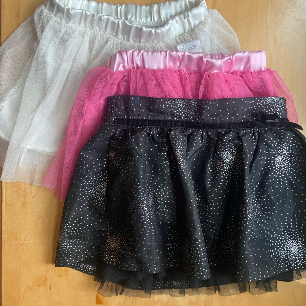 3T tutus and ballet dress up